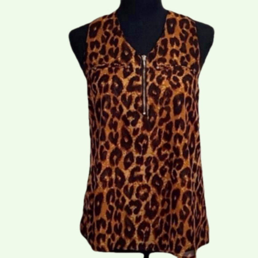 Active USA animal print sleeveless top. Size S